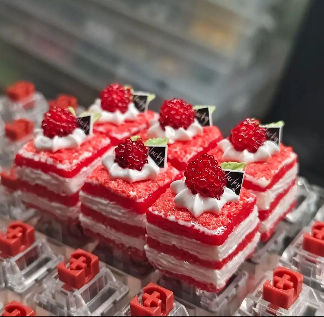 Γνήσιο Cute Cake Keycap Kawaii Πήλινα καλύμματα πληκτρολογίου Προσαρμοσμένο χειροποίητο παιχνίδι Καλλιτεχνικά κλειδιά για μηχανικό πληκτρολόγιο Διακόπτης MX