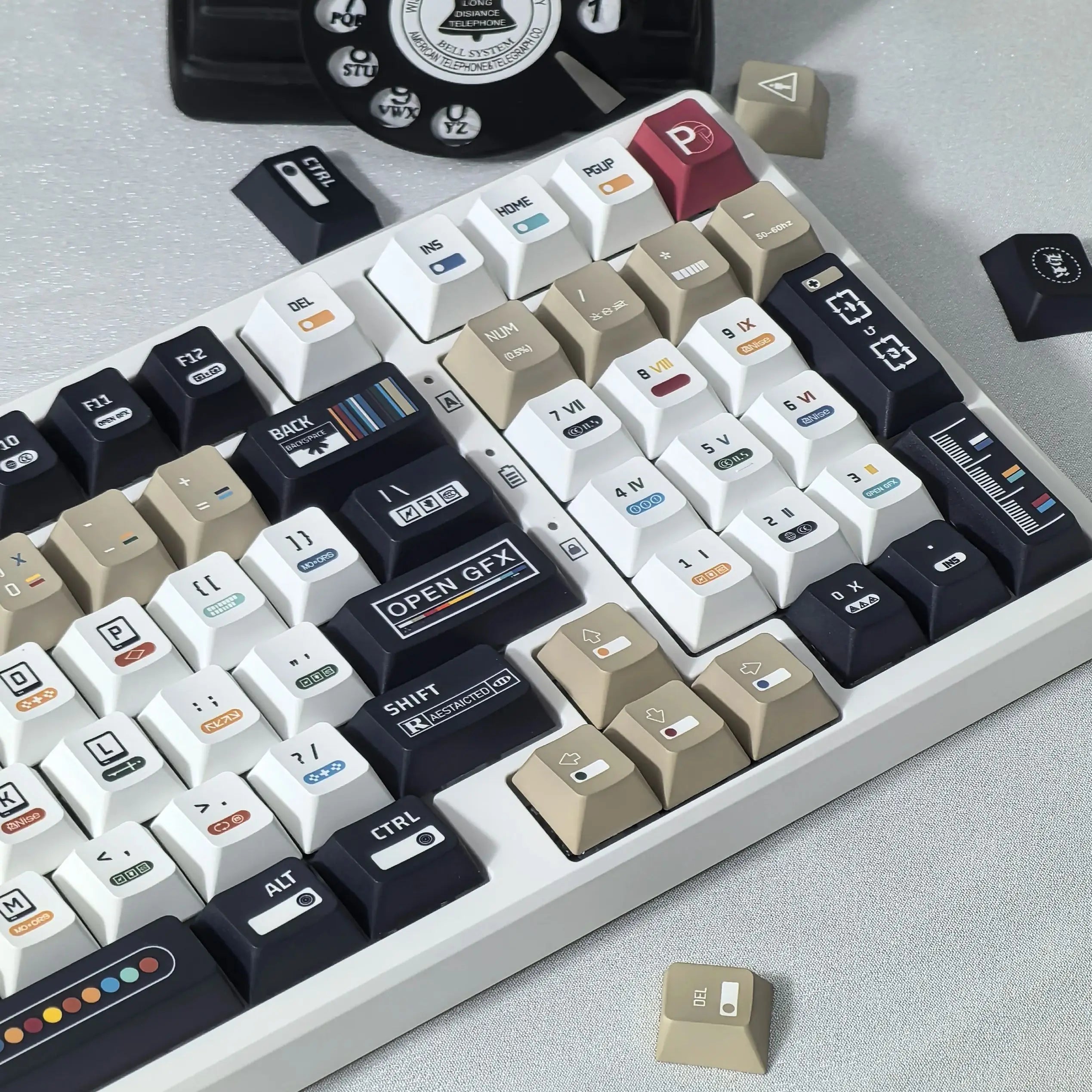 Κορεατικά Keycaps Maximalism Θέμα Keycap 135Keys Cherry Pbt Ρωσικά Αγγλικά Retro Keycap Μαύρο Λευκό Σχέδιο "L" Shape Enter Key