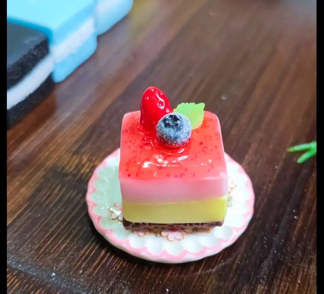 Γνήσιο Cute Cake Keycap Kawaii Πήλινα καλύμματα πληκτρολογίου Προσαρμοσμένο χειροποίητο παιχνίδι Καλλιτεχνικά κλειδιά για μηχανικό πληκτρολόγιο Διακόπτης MX
